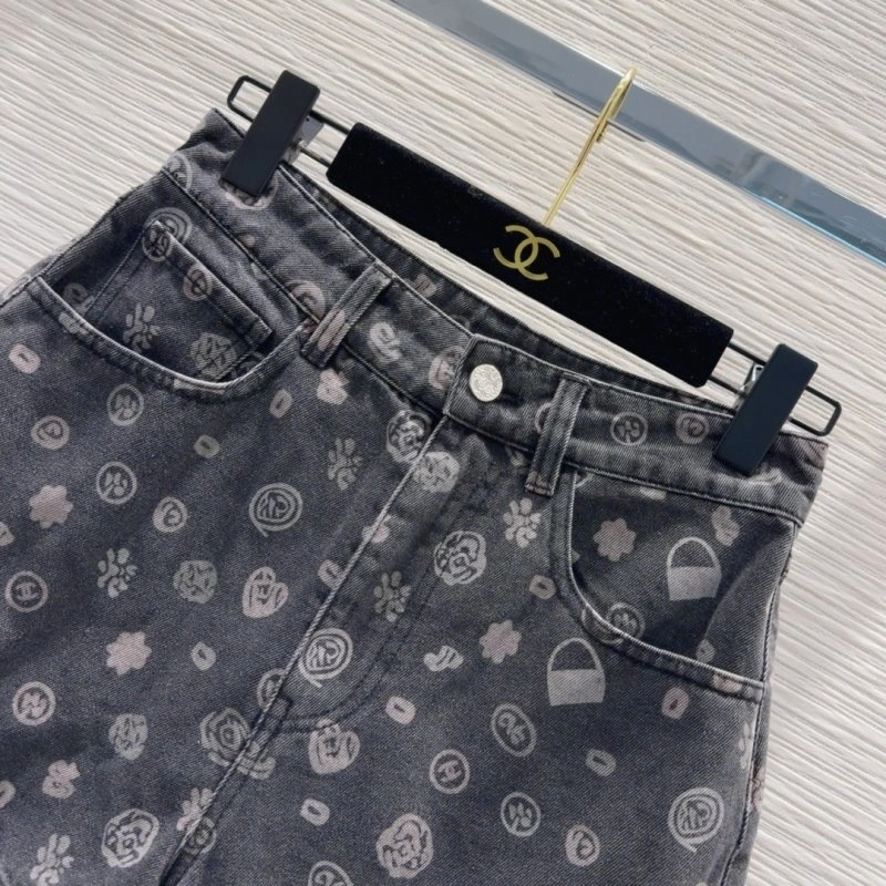 Tailored Chanel Jeans 110615