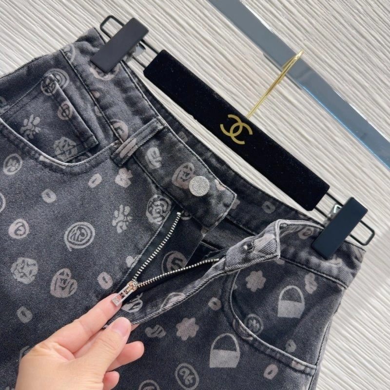Tailored Chanel Jeans 110615