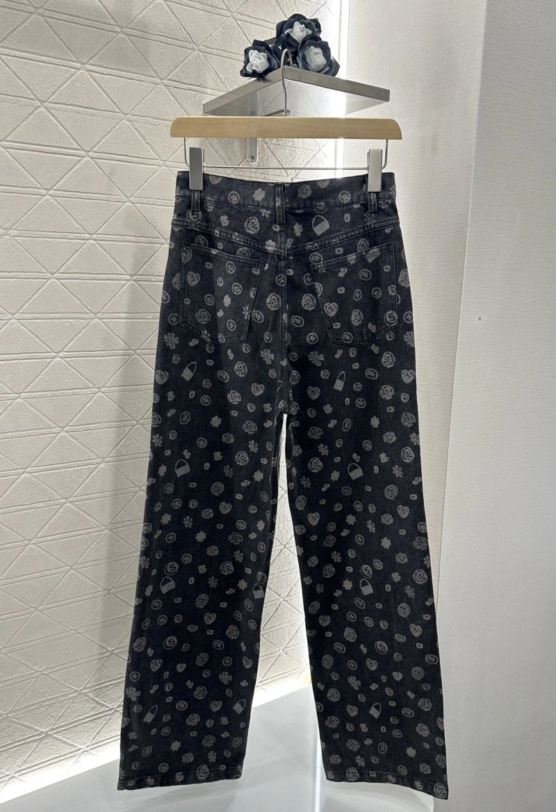 Chanel Jeans Snug 110611