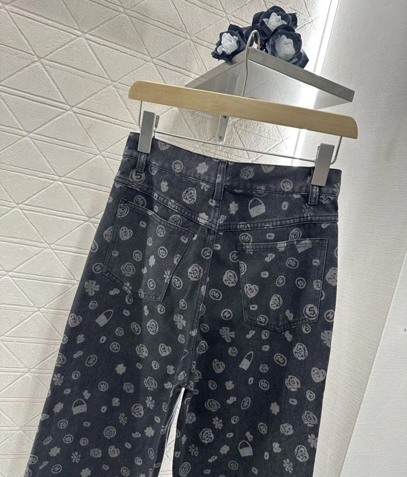 Chanel Jeans Snug 110611