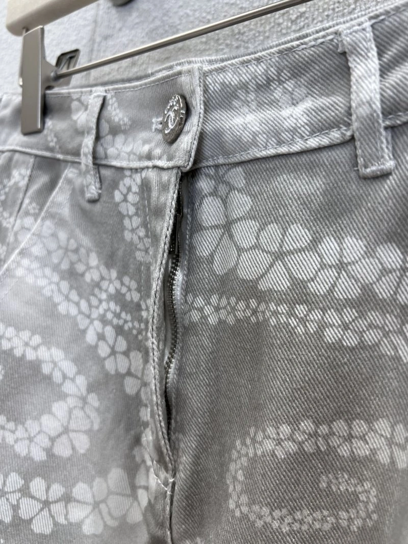 Chanel Jeans Trendsetting 110582
