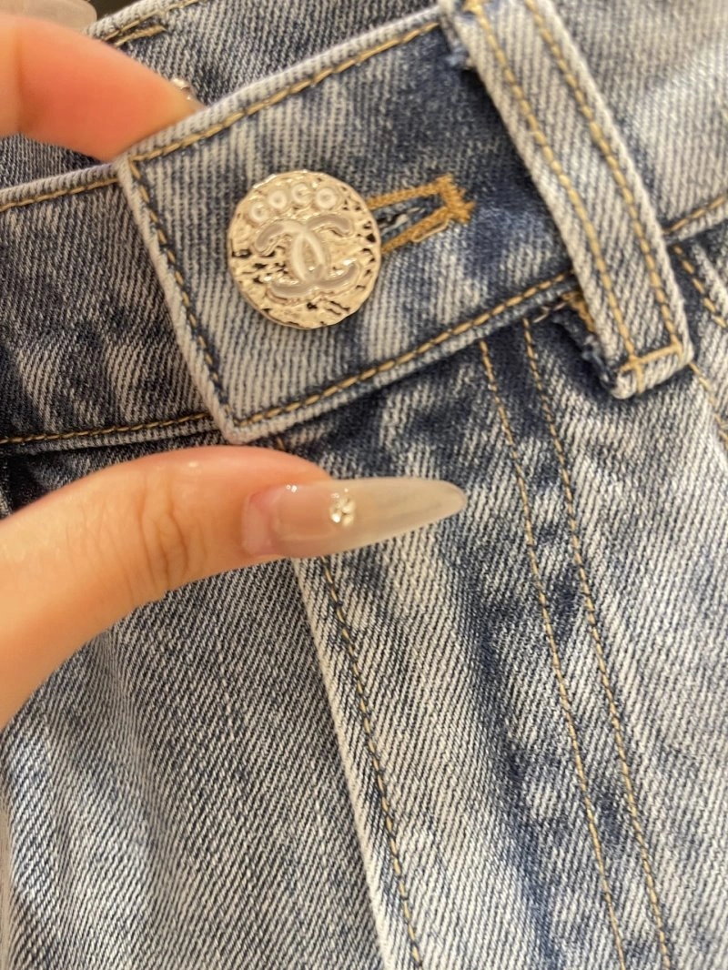 Chanel Jeans Minimalist 110602