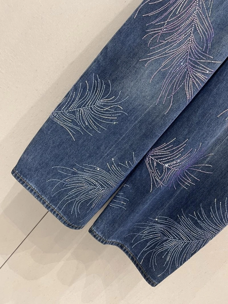 Unique Chanel Jeans 108229