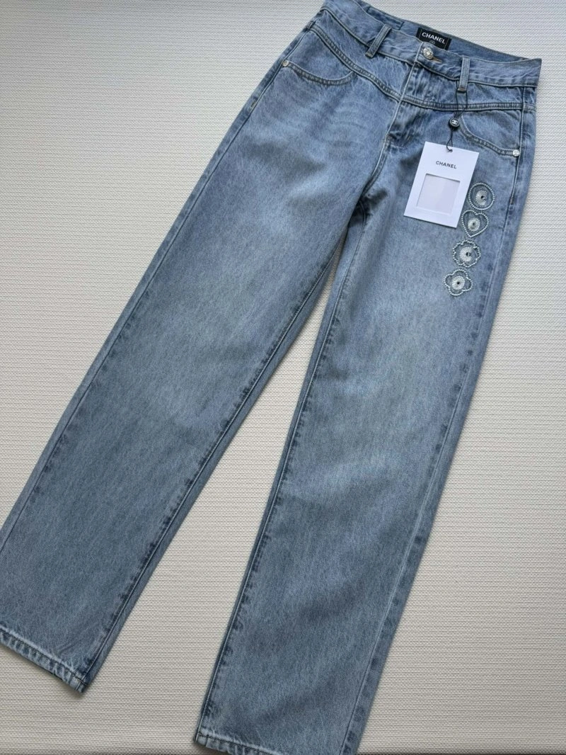 Chanel Jeans Sporty 108223