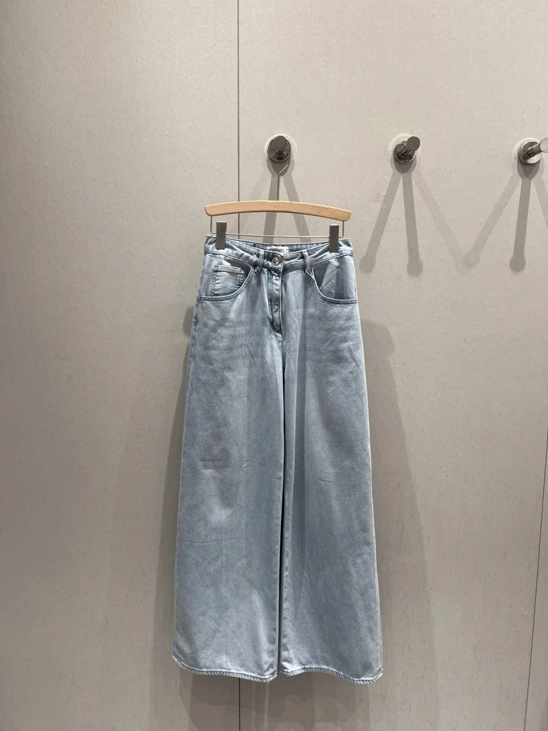 Chanel Jeans TimelessDesign 108220