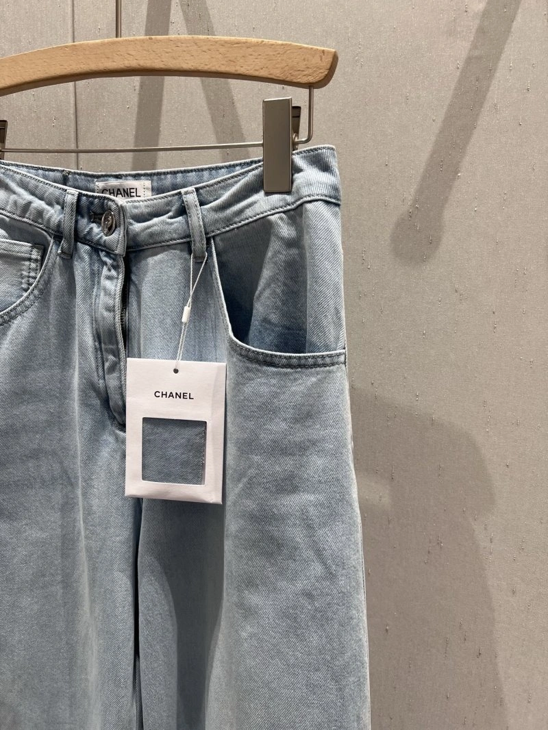 Chanel Jeans TimelessDesign 108220