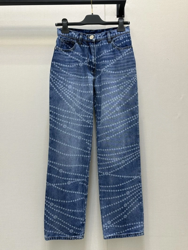 Refined Chanel Jeans 108221