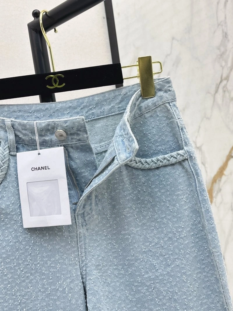 Minimalist Chanel Jeans 108200