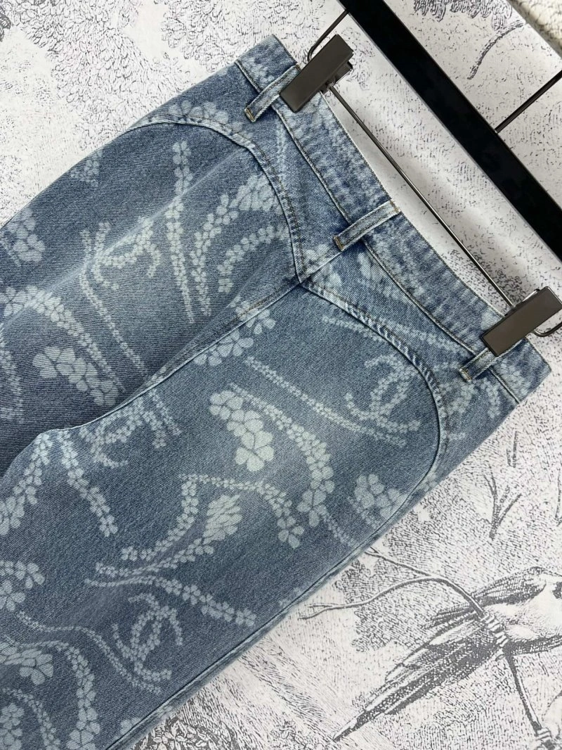 Chanel Jeans Practical 108194