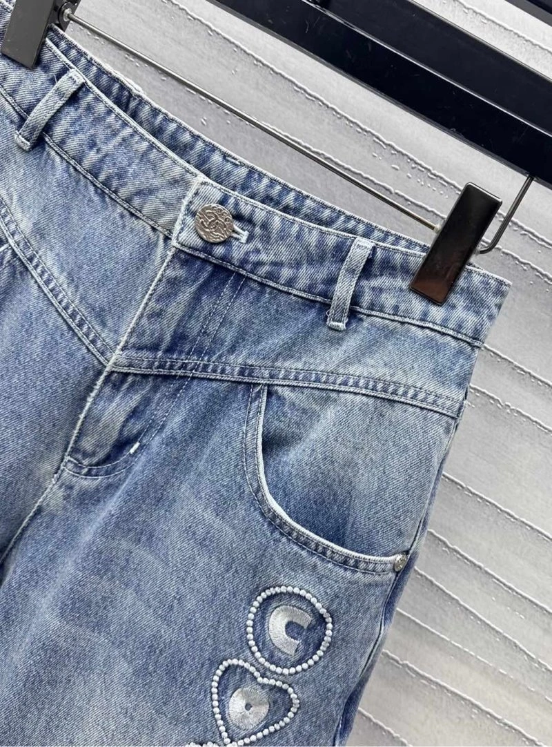 Tailored Chanel Jeans 108192