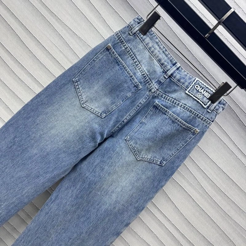 Tailored Chanel Jeans 108192