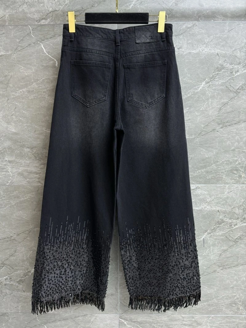 Bold Chanel Jeans 108191