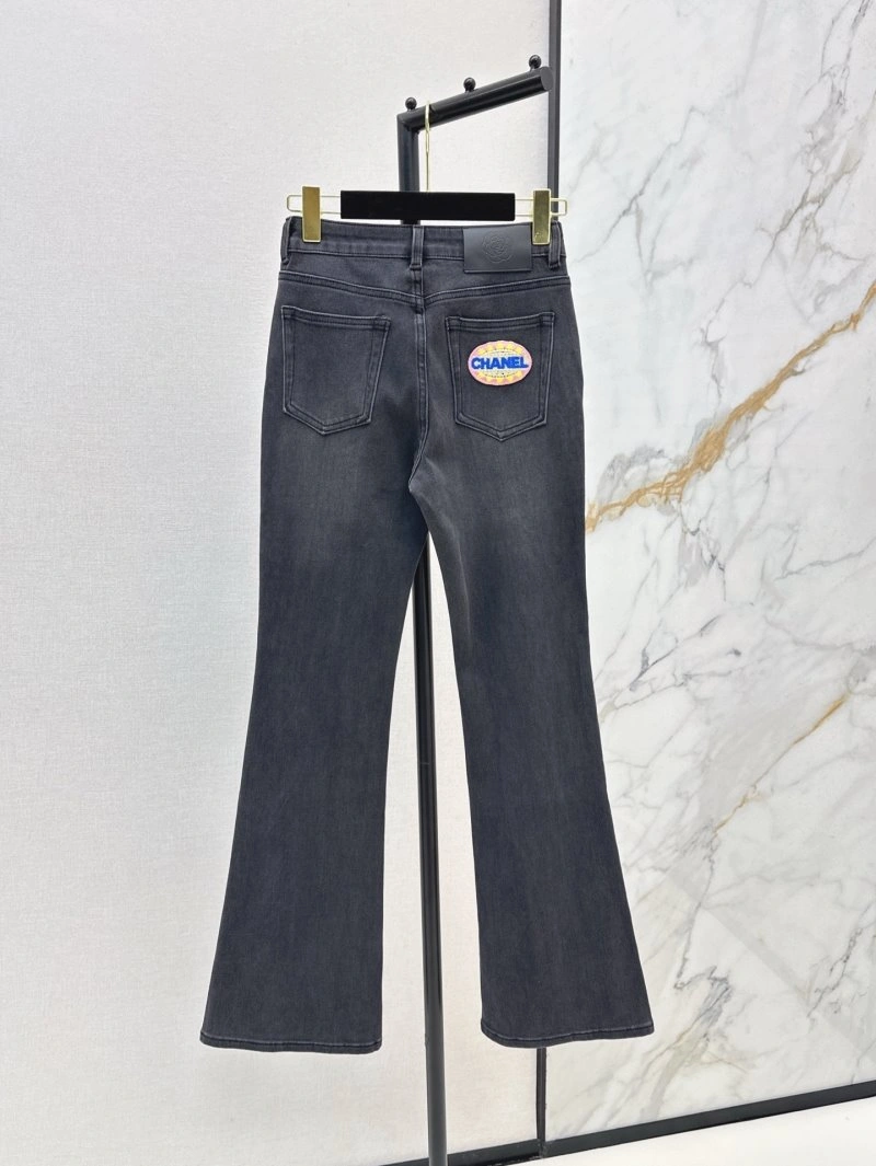 Sophisticated Chanel Jeans 108207