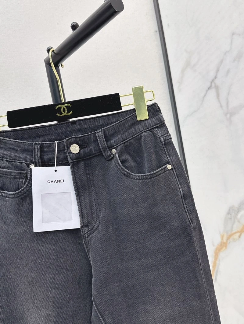 Sophisticated Chanel Jeans 108207