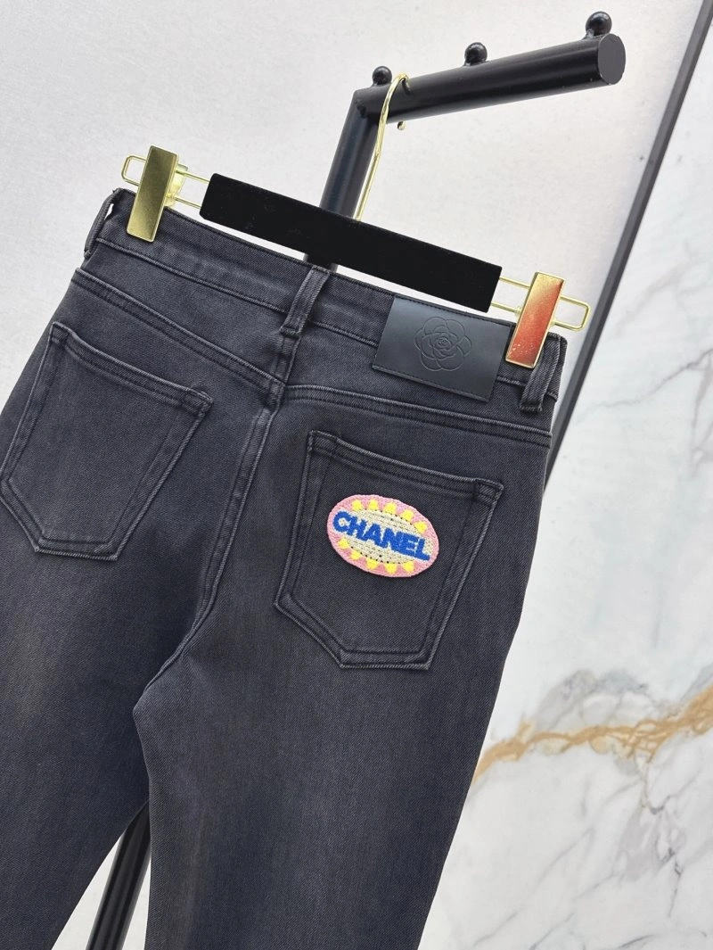 Sophisticated Chanel Jeans 108207