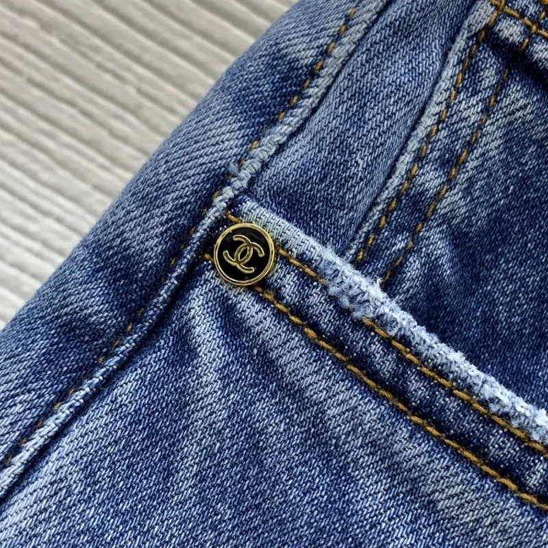 Chanel Jeans Comfortable 108186