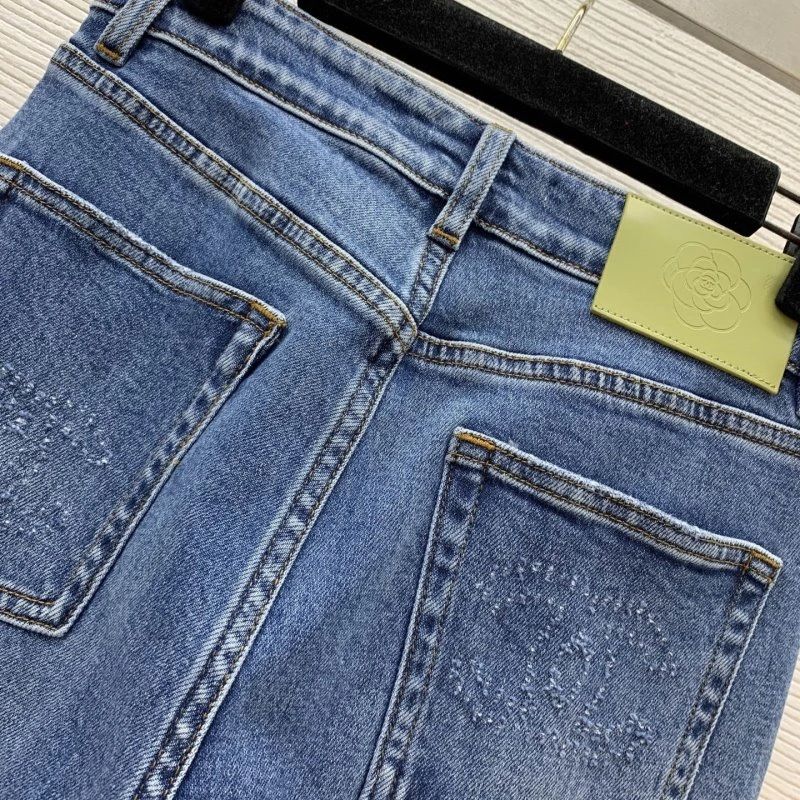 Chanel Jeans Comfortable 108186