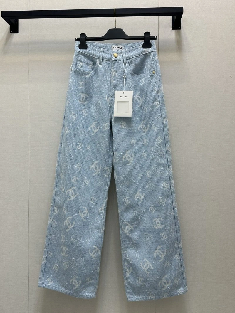 Bold Chanel Jeans 108183