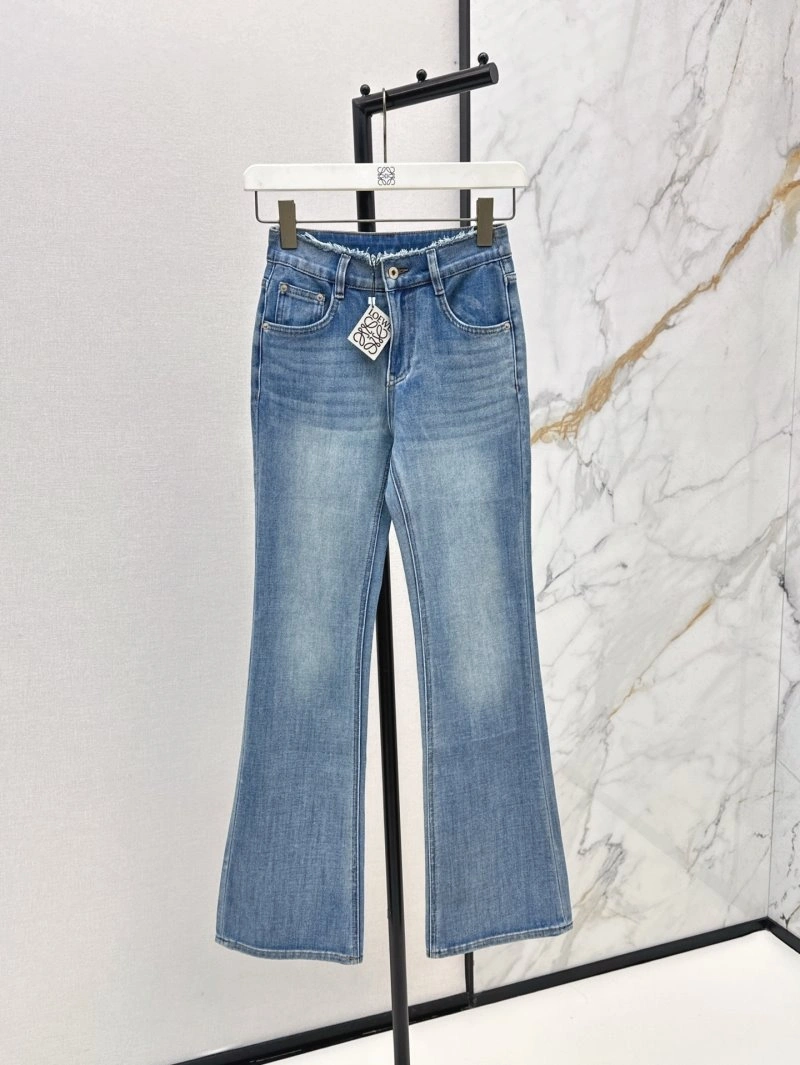 Contemporary Chanel Jeans 108182