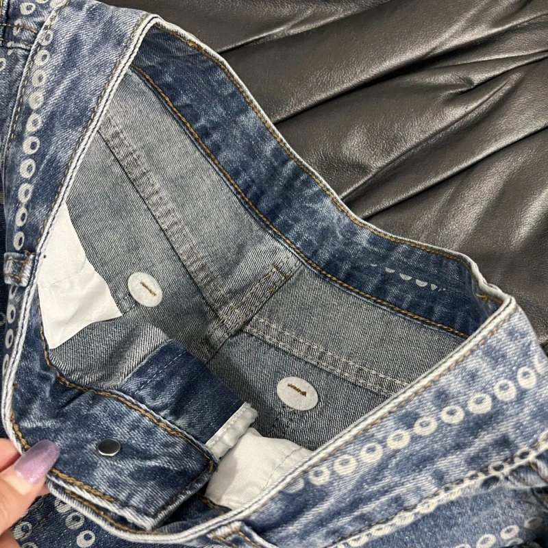Chanel Jeans Neat 109864