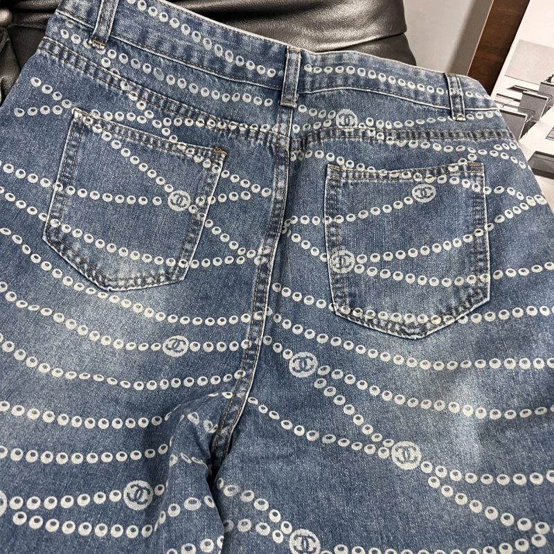 Chanel Jeans Neat 109864