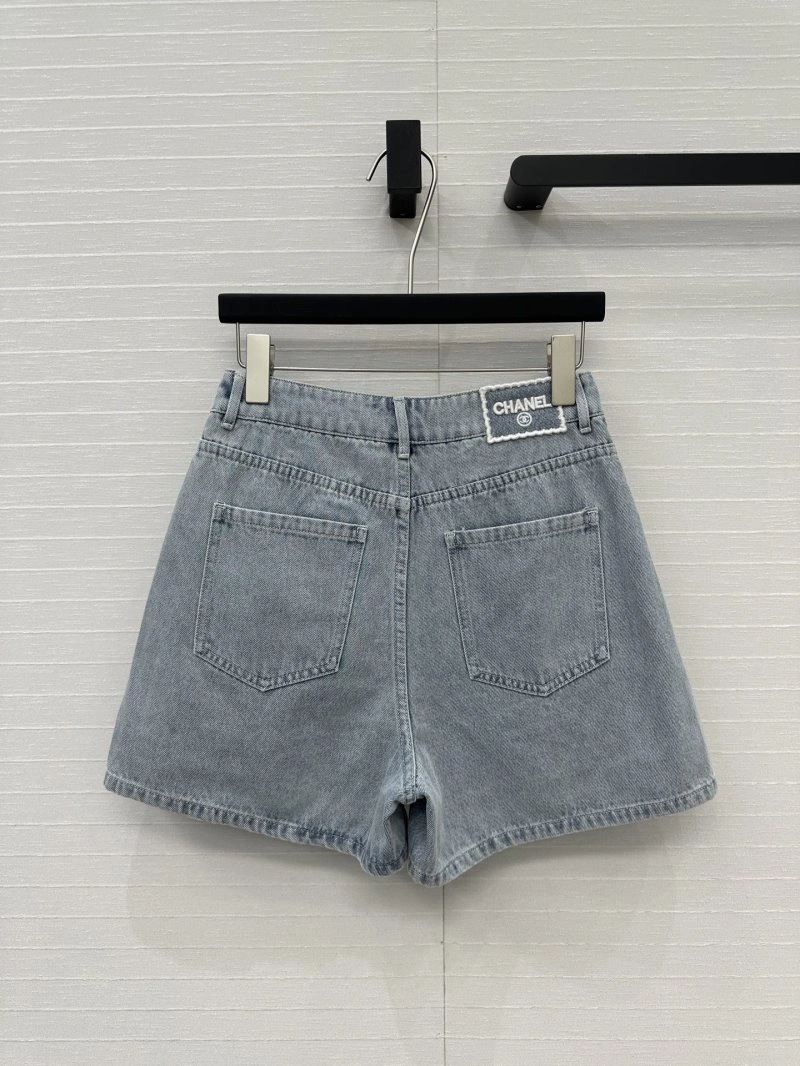 Sustainable Chanel Jeans 109868