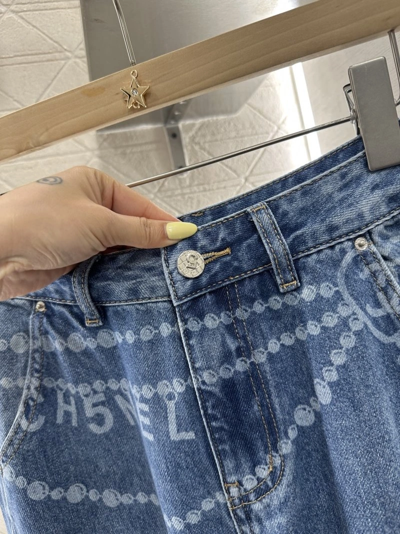 Chanel Jeans Snug 109842