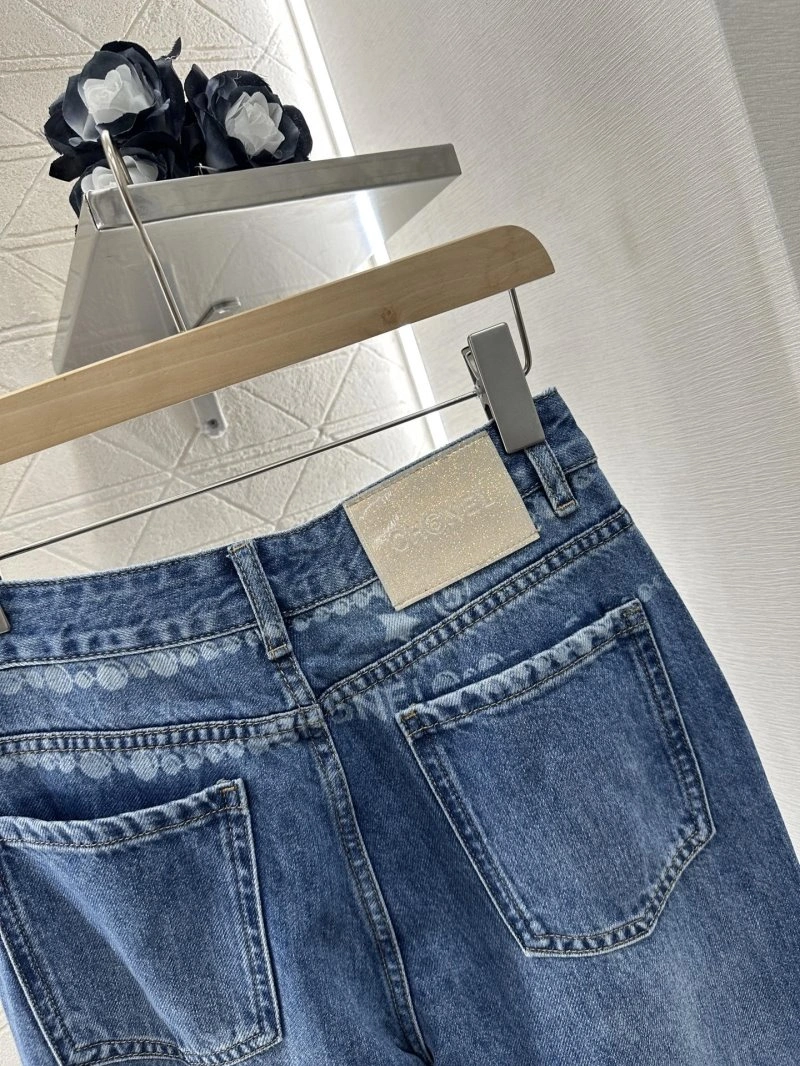 Chanel Jeans Snug 109842