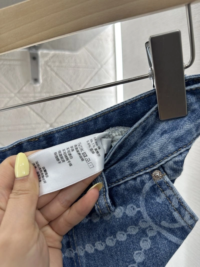 Chanel Jeans Snug 109842