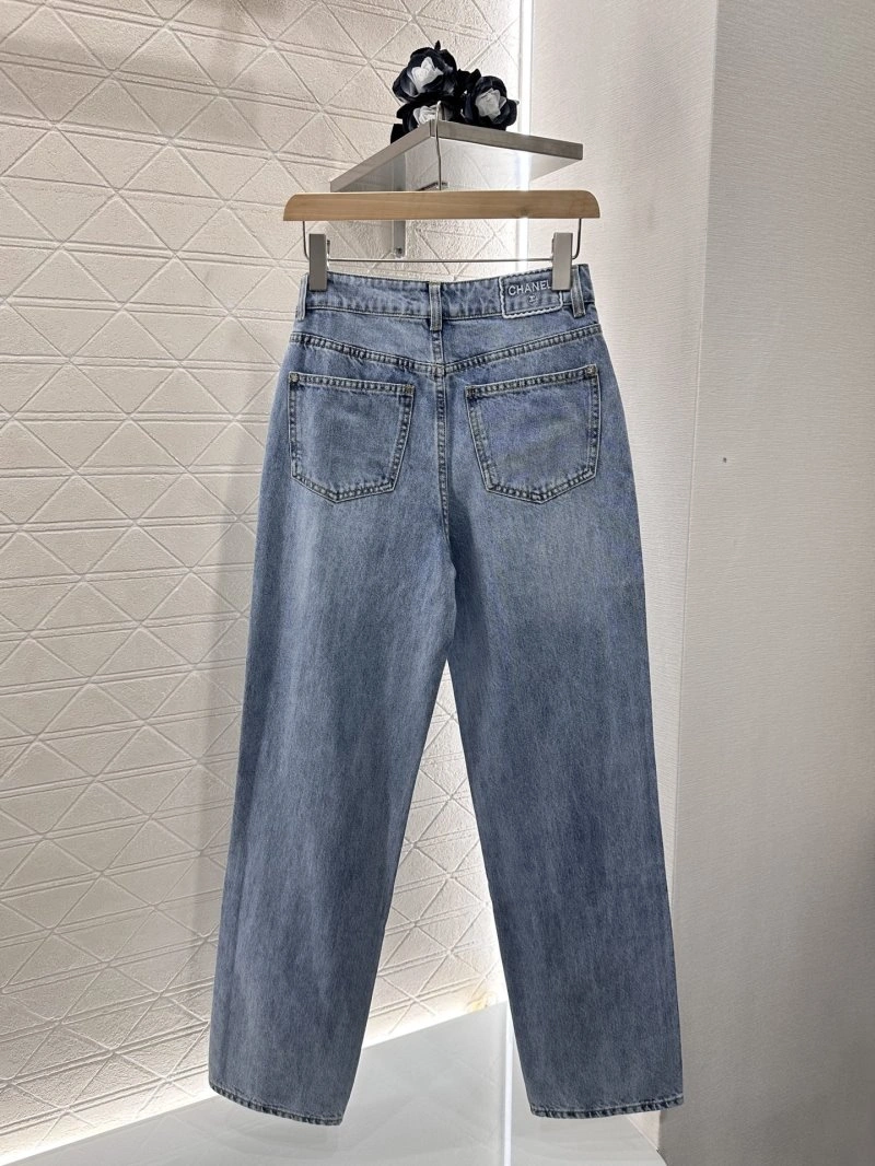 SmartChoice Chanel Jeans 109836