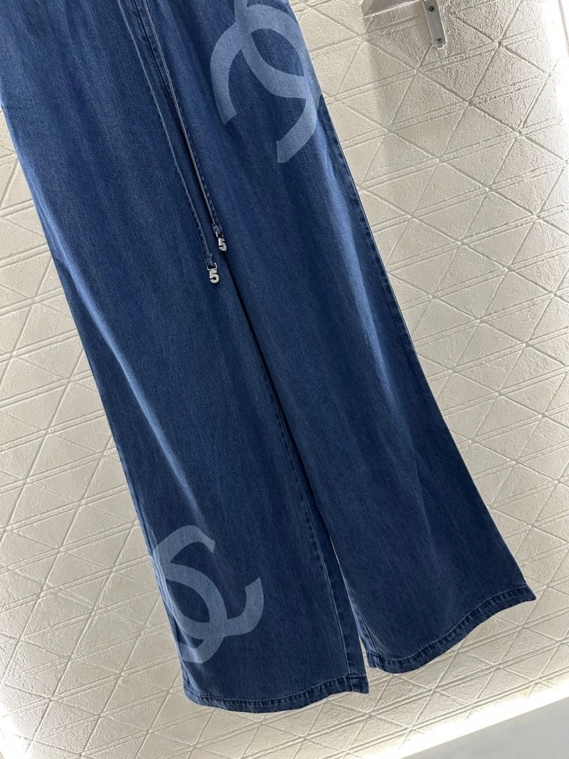Vibrant Chanel Jeans 109827