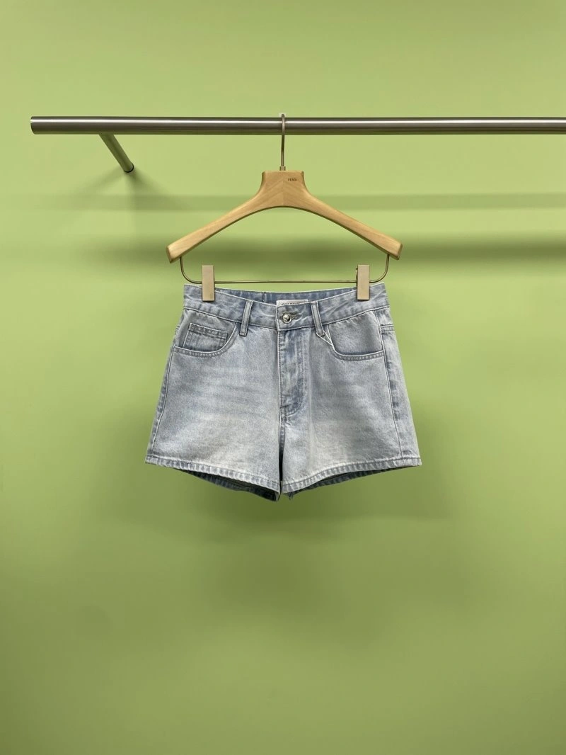 WrinkleFree Chanel Jeans 109831