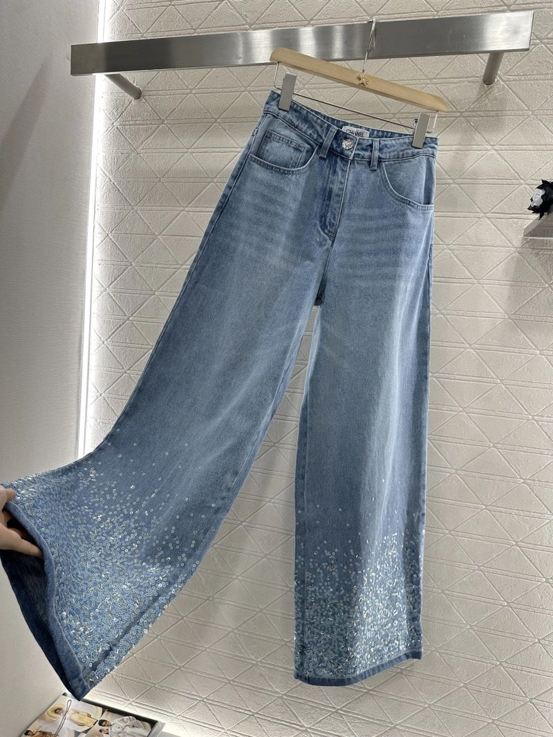 Lightweight Chanel Jeans 109824