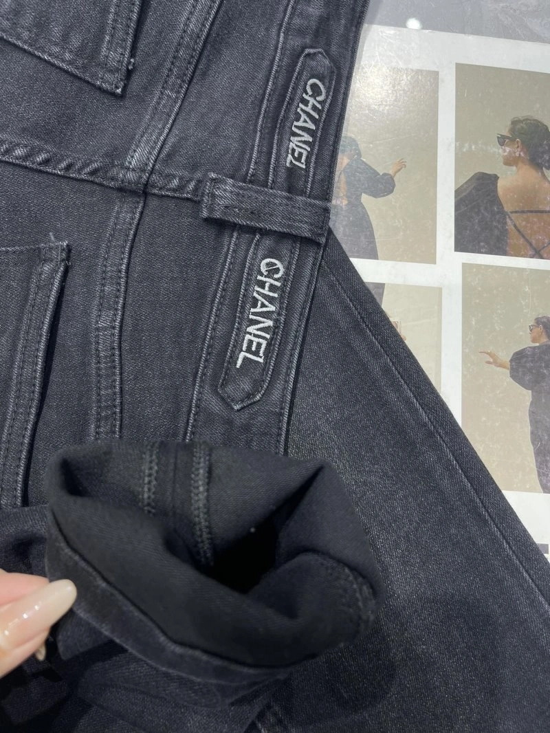 Chanel Jeans MultiPurpose 109845