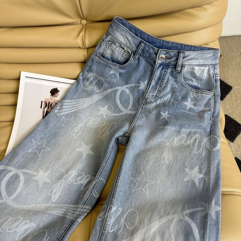 Resilient Chanel Jeans 109488