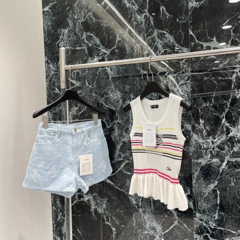 Upgraded Chanel Jeans 109479