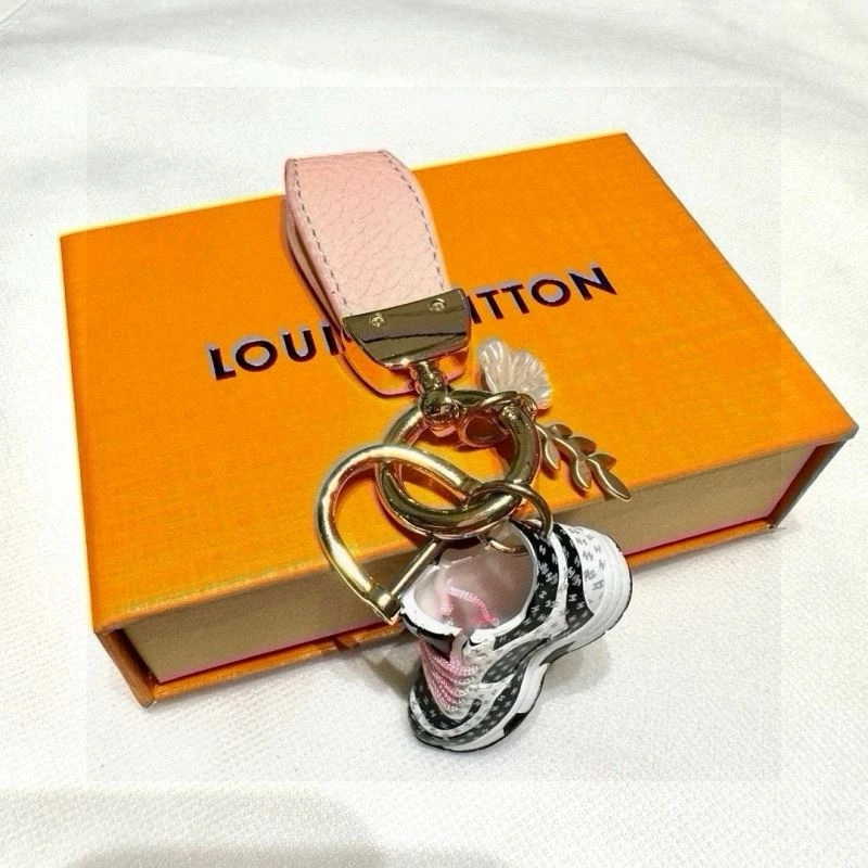 Tailored Chanel Keychains 265795