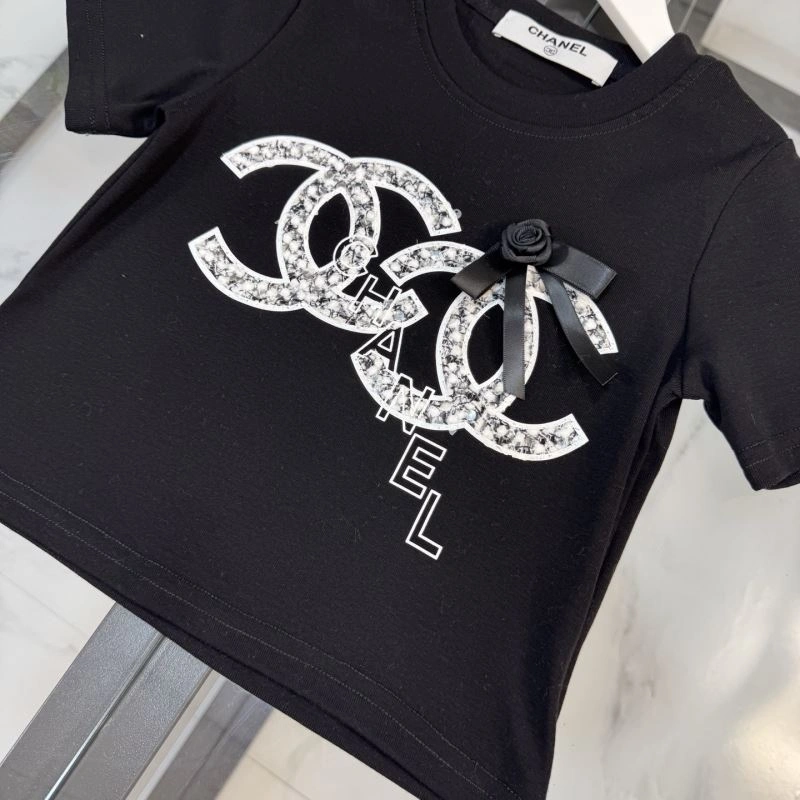 Trendsetting Chanel Kids 111132