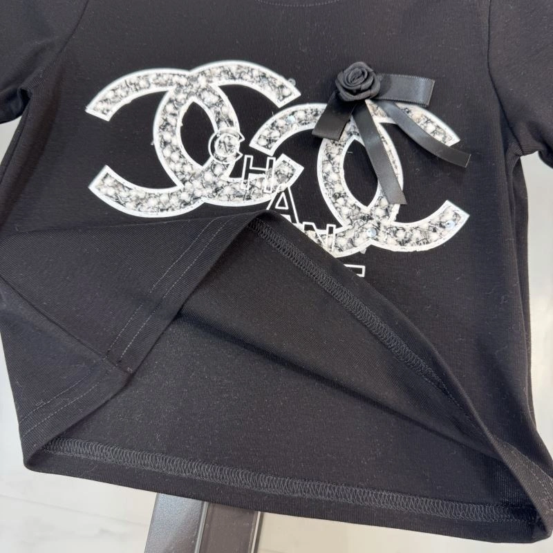 Trendsetting Chanel Kids 111132
