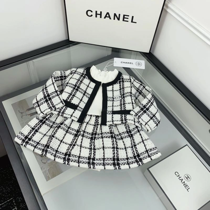 Chanel Kids Compact 111131