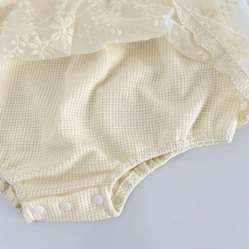 Chanel Kids Snug 111138