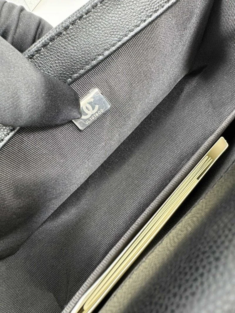 Chanel Leboy Series Bags Compact 54982