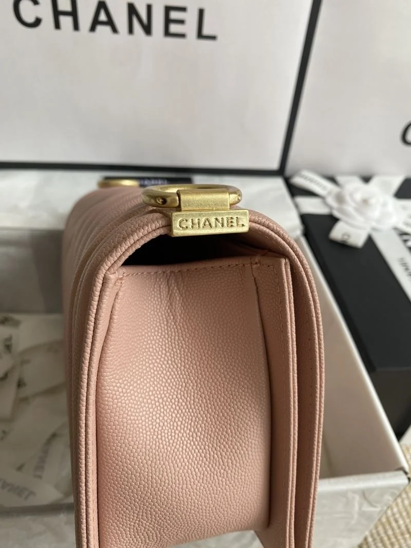 Chanel Leboy Series Bags Versatile 54908