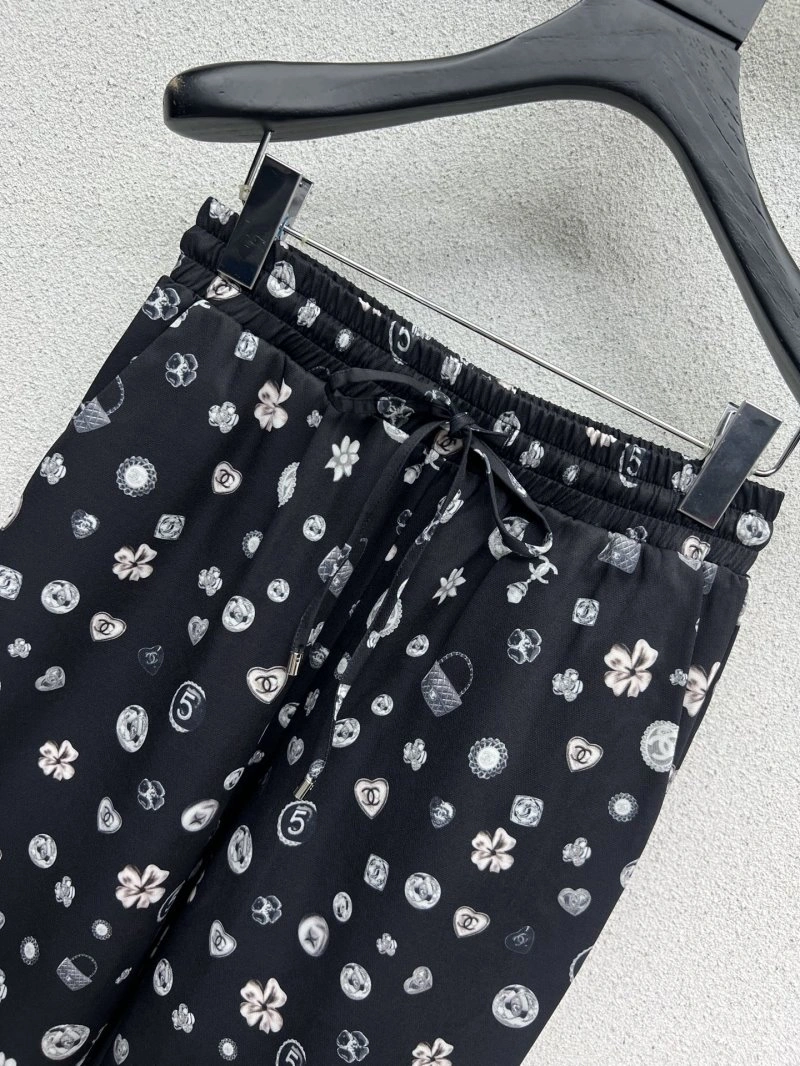 Chanel Long Pants WeatherProof 108946
