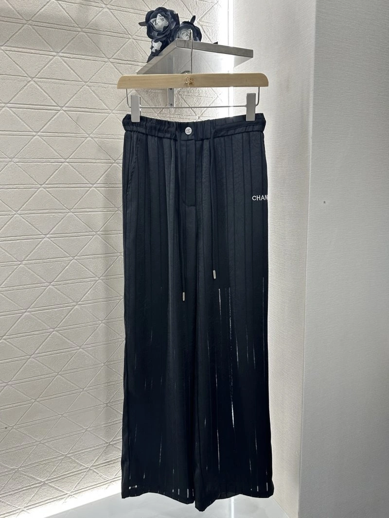 Chanel Long Pants Refined 110570