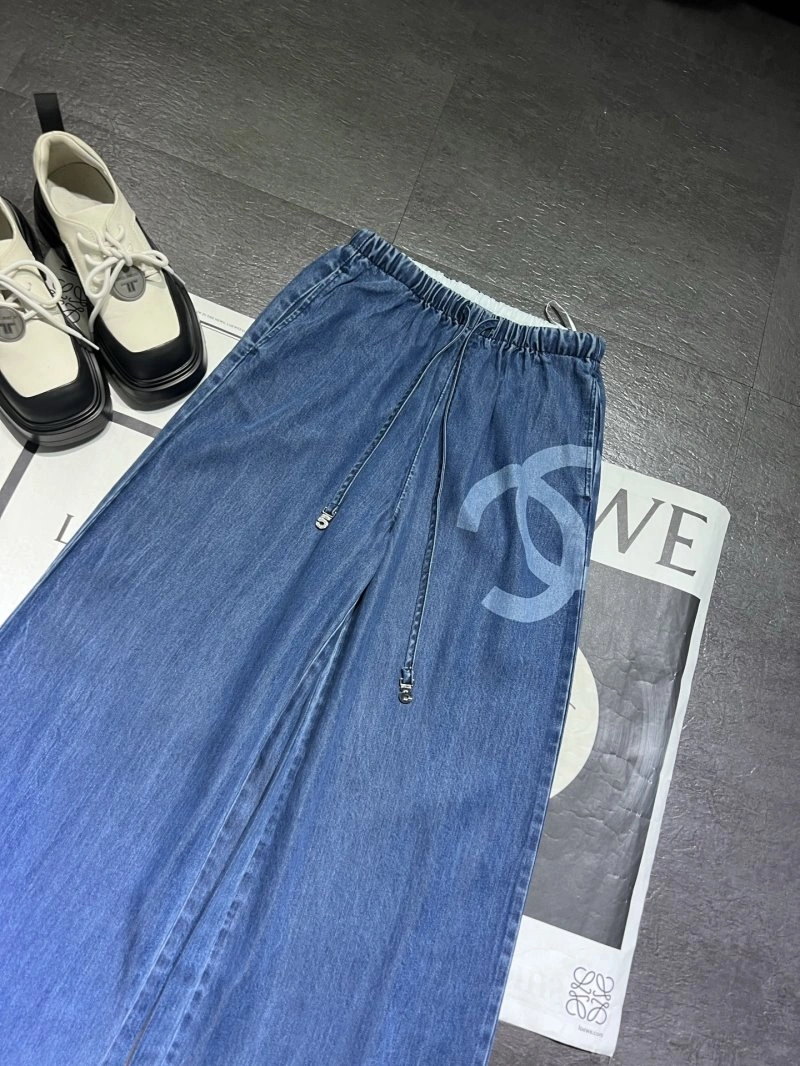 Sleek Chanel Long Pants 110567