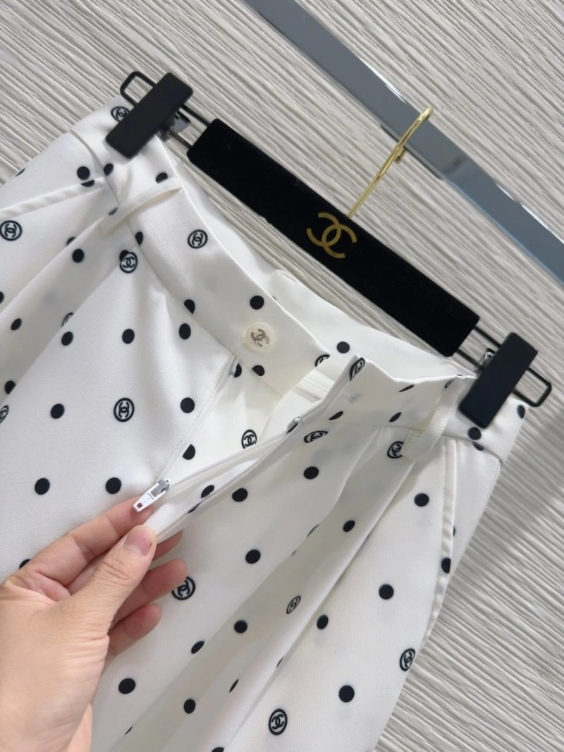 FashionForward Chanel Long Pants 110557