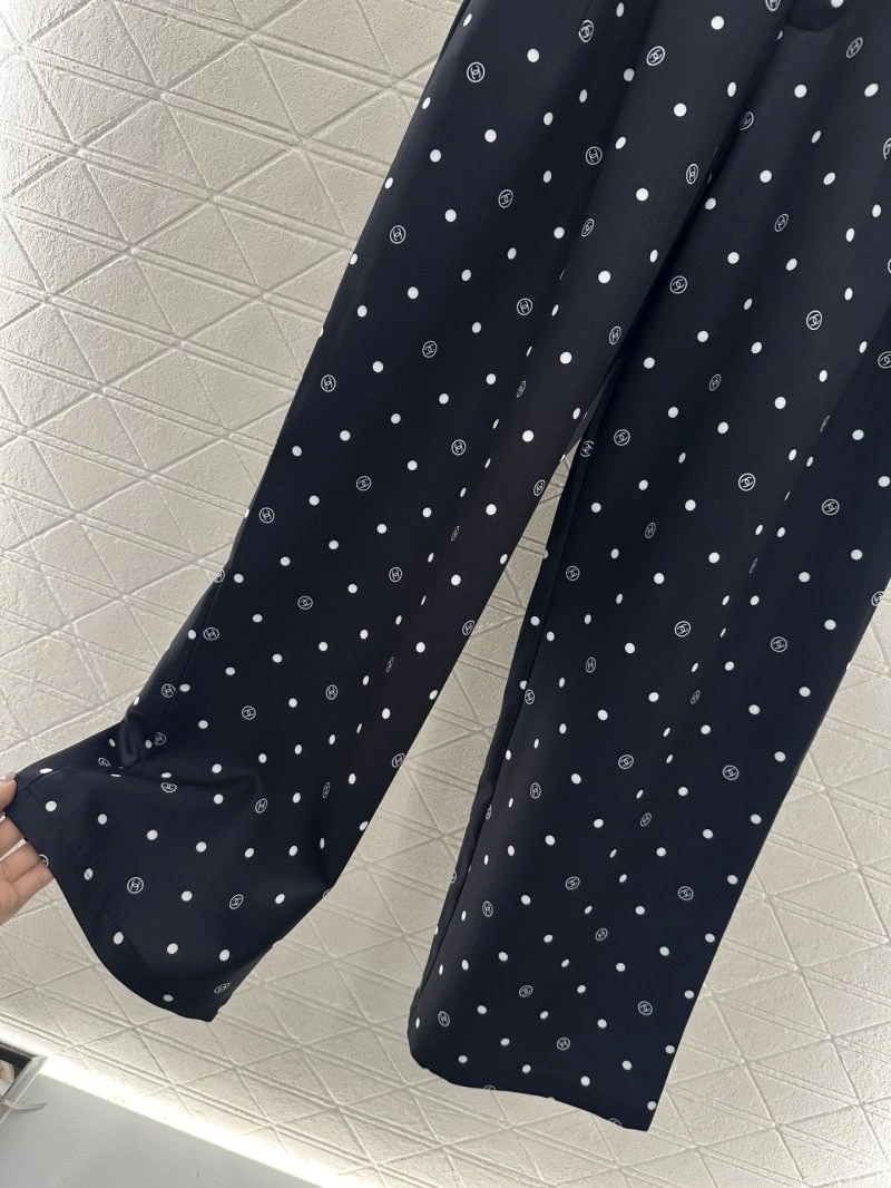 Sustainable Chanel Long Pants 110530