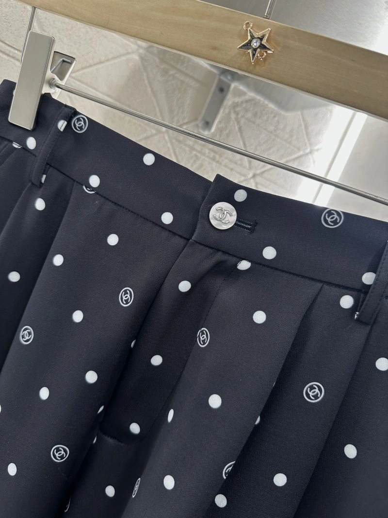 Sustainable Chanel Long Pants 110530