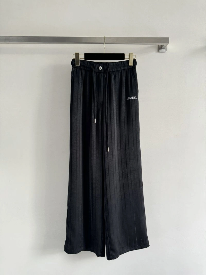 Resilient Chanel Long Pants 108151
